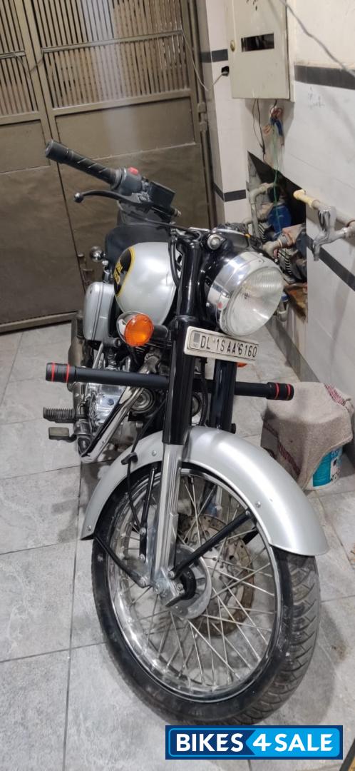 Royal Enfield Classic 350 Royal Enfield Classic 350