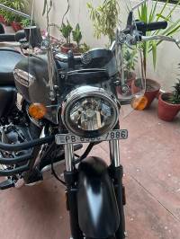 Black Royal Enfield Meteor 350 Stellar