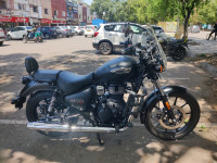 Black Royal Enfield Meteor 350 Stellar
