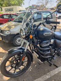 Black Royal Enfield Meteor 350 Stellar