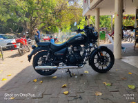 Black Royal Enfield Meteor 350 Stellar
