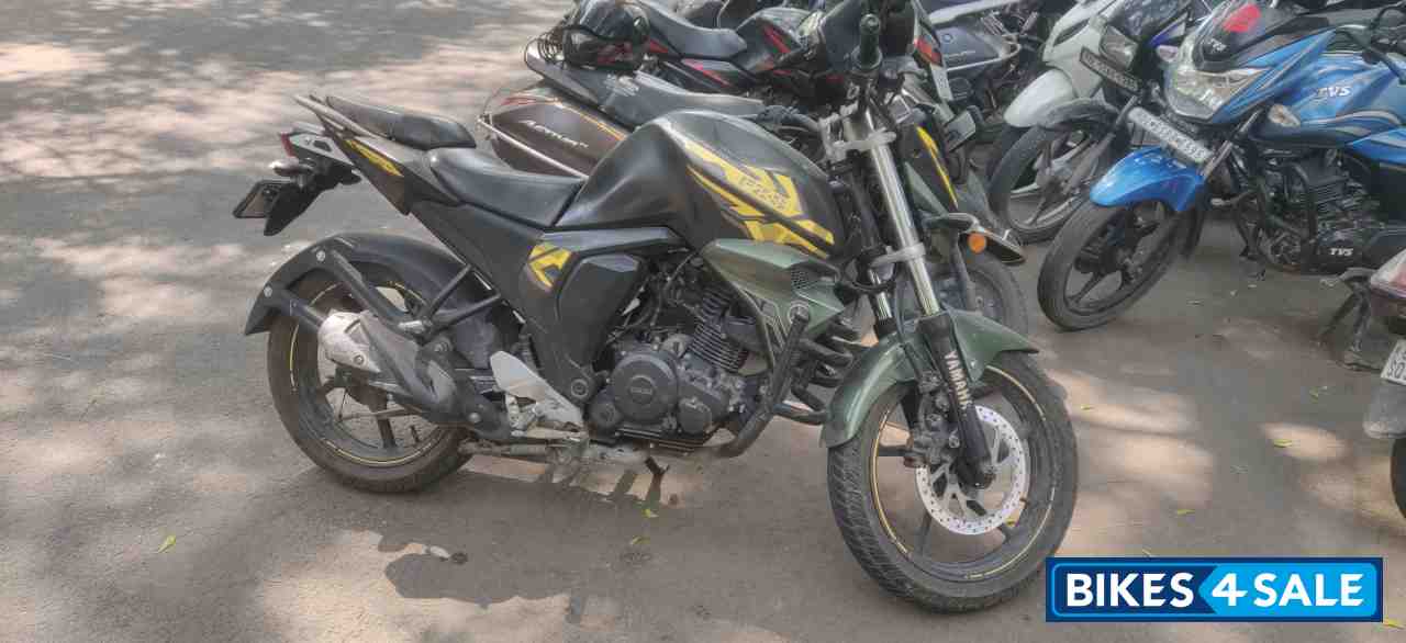 Yamaha FZ1 Yamaha FZ1