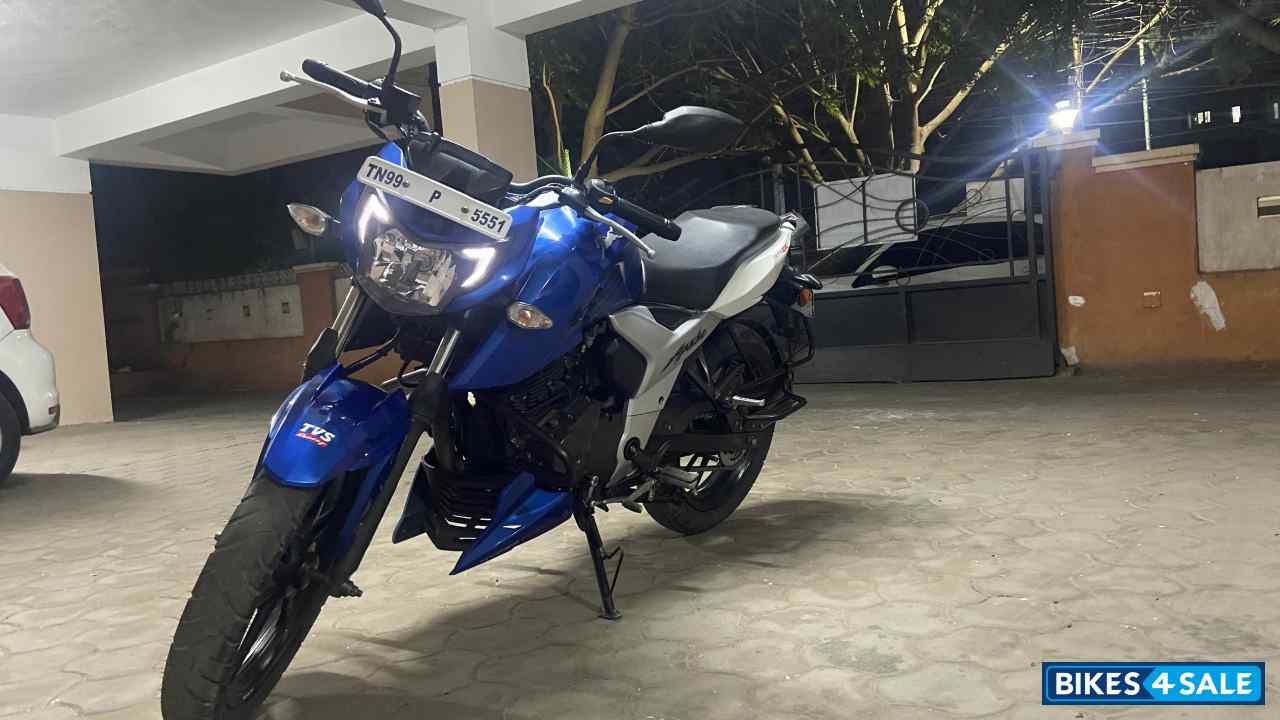 TVS Apache RTR 160 4V