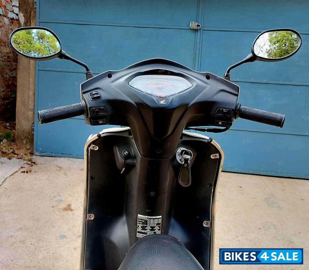 Pa White Honda Activa 3G