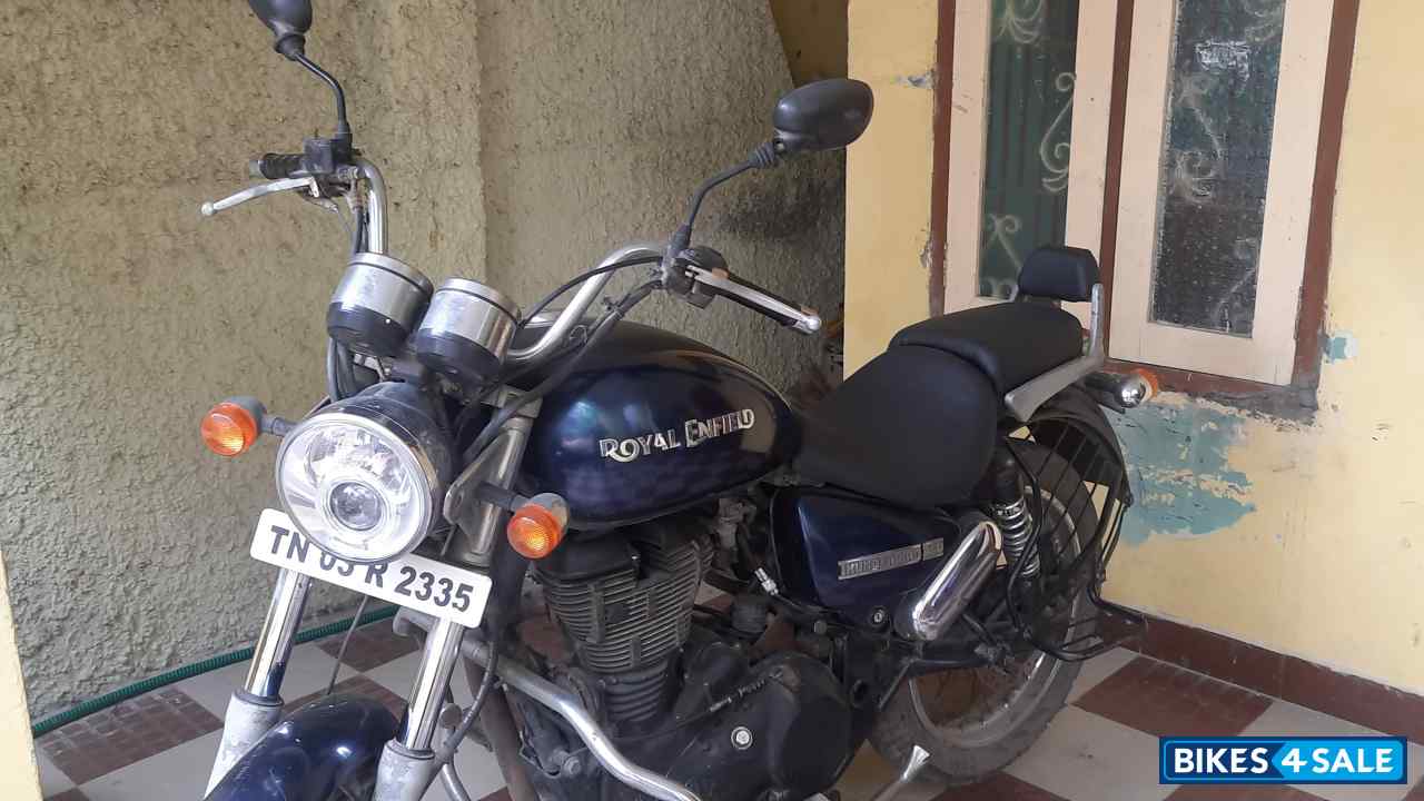 Blue Royal Enfield Thunderbird 350