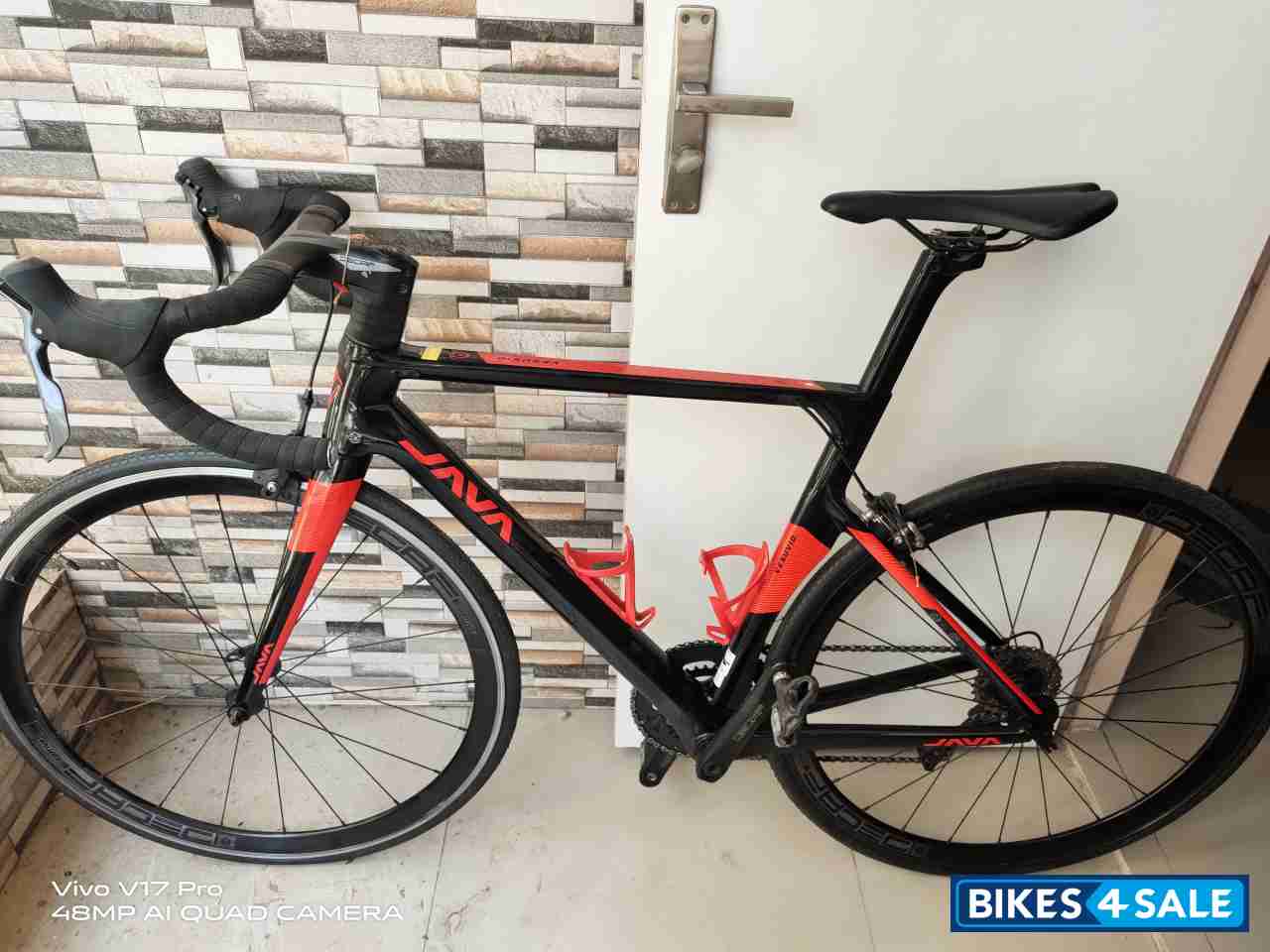 Bicycle JAVA VESUVIO CARBON Bicycle JAVA VESUVIO CARBON