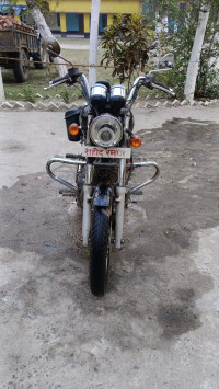 Black Royal Enfield Thunderbird 350