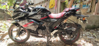 Glossy Black Suzuki Gixxer SF BS6