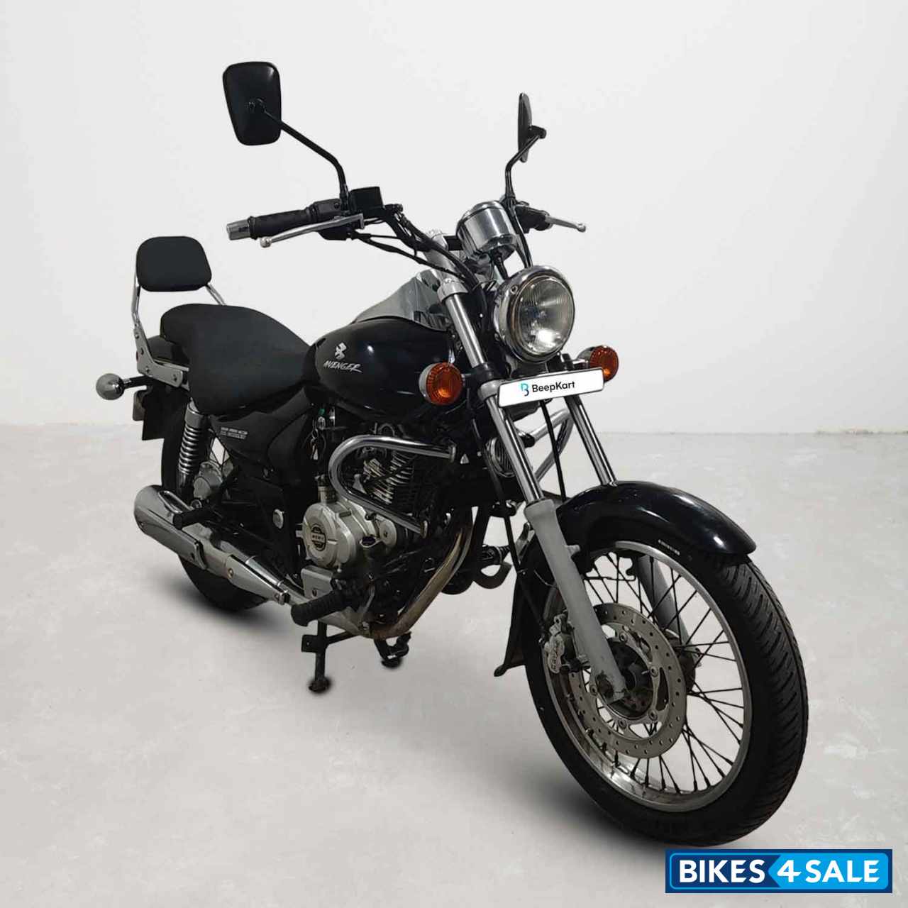 Bajaj Avenger 180 DTS-i
