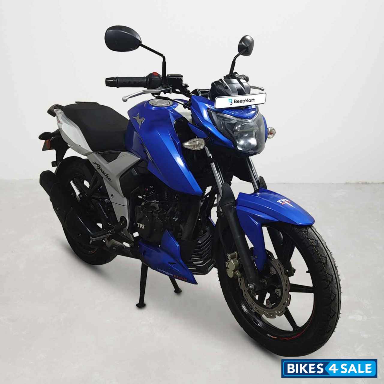 TVS Apache RTR 160 4V