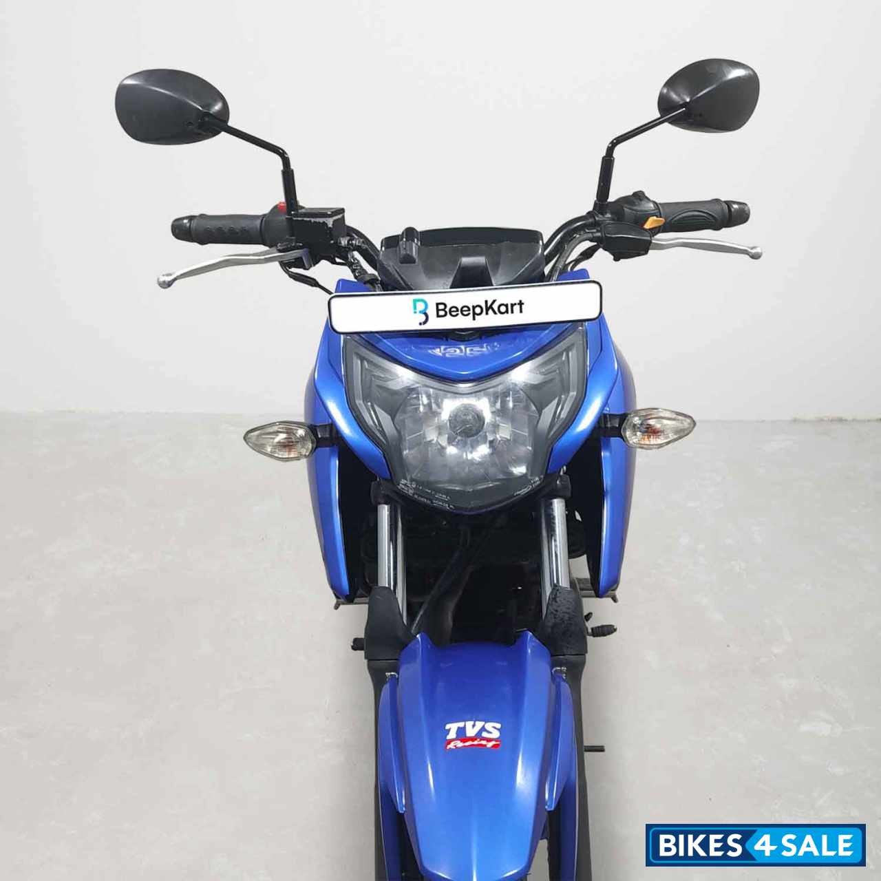 TVS Apache RTR 160 4V