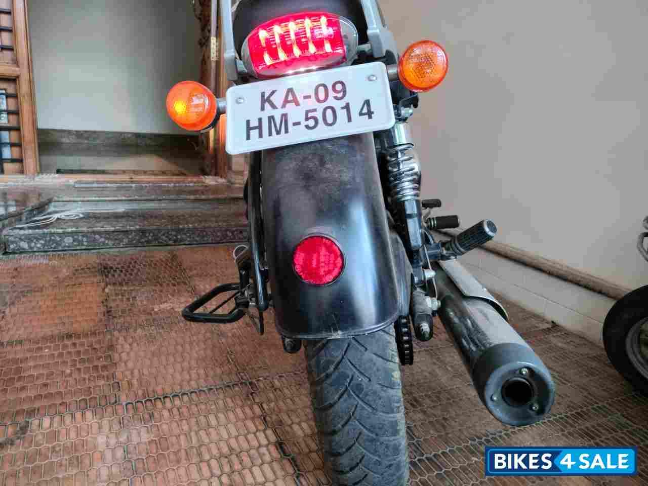 Matt Black Royal Enfield Thunderbird 350