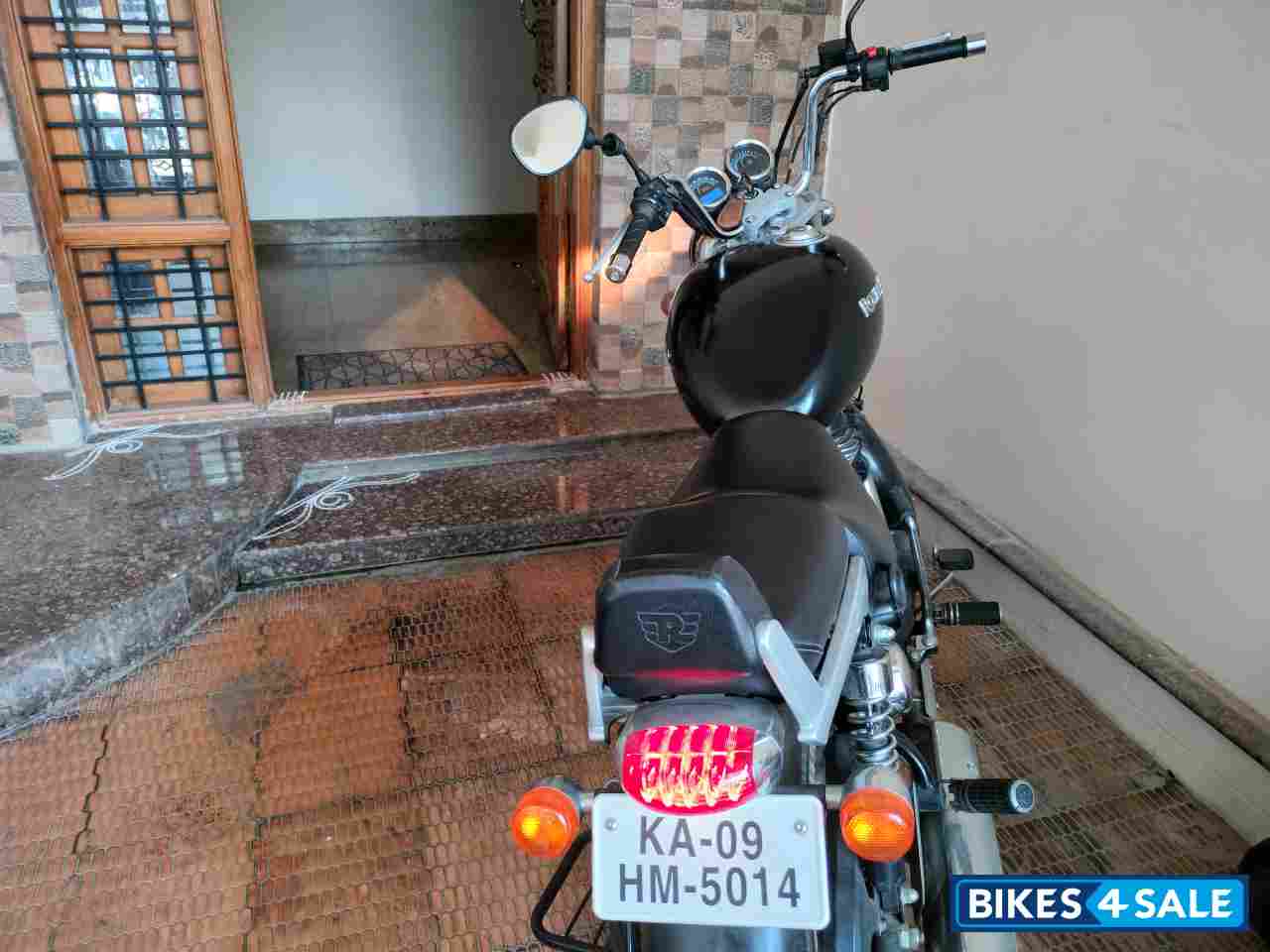 Matt Black Royal Enfield Thunderbird 350