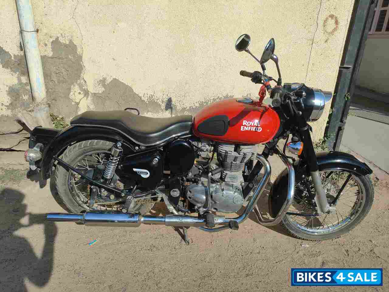 Royal Enfield Classic 350 Redditch Red