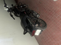 Bajaj Avenger Street 220