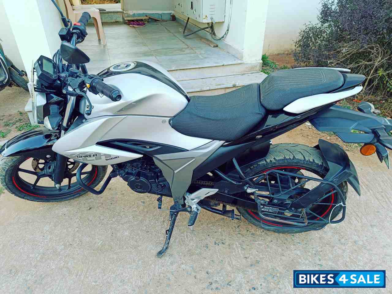 Suzuki Gixxer BS6