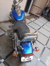 Bajaj Avenger 220 DTS-i