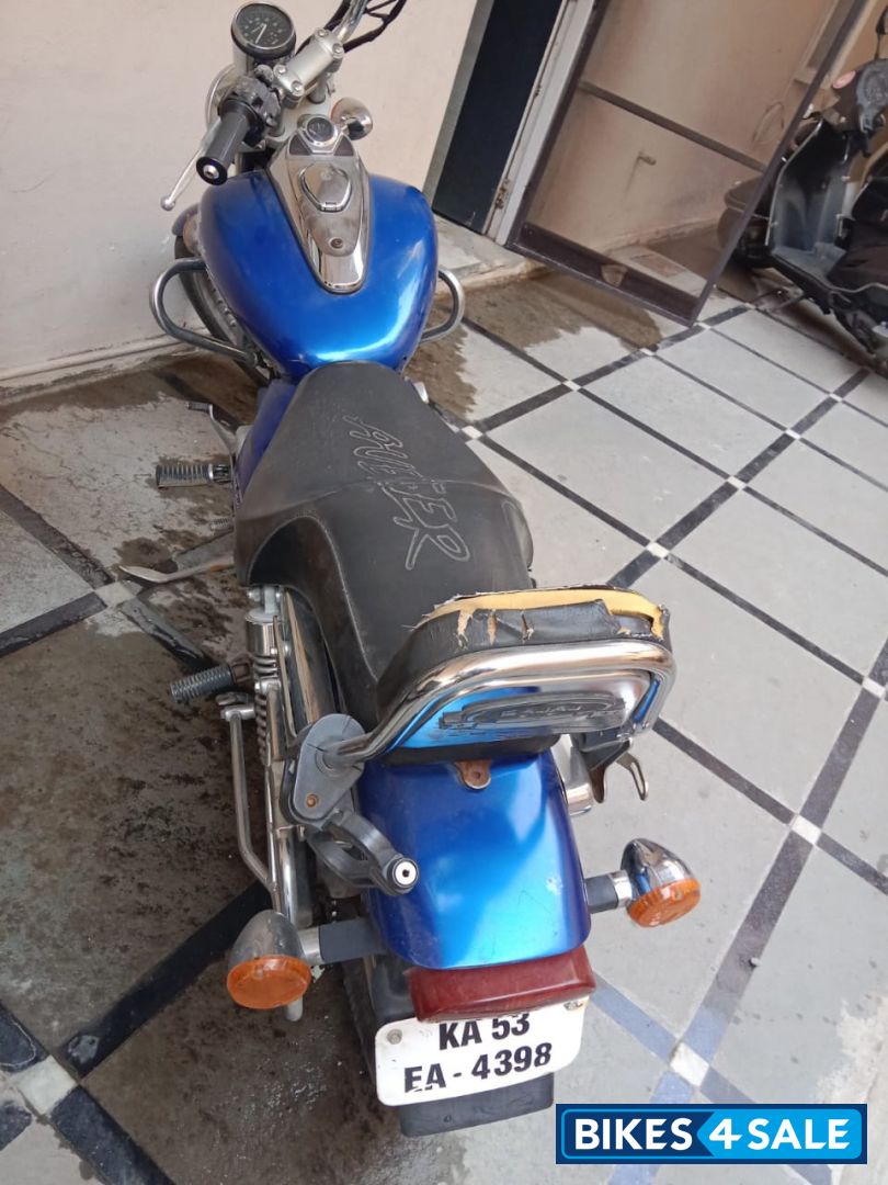 Bajaj Avenger 220 DTS-i