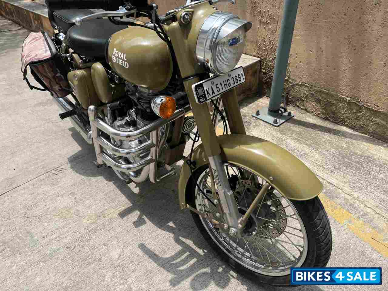 Royal Enfield Classic Desert Storm