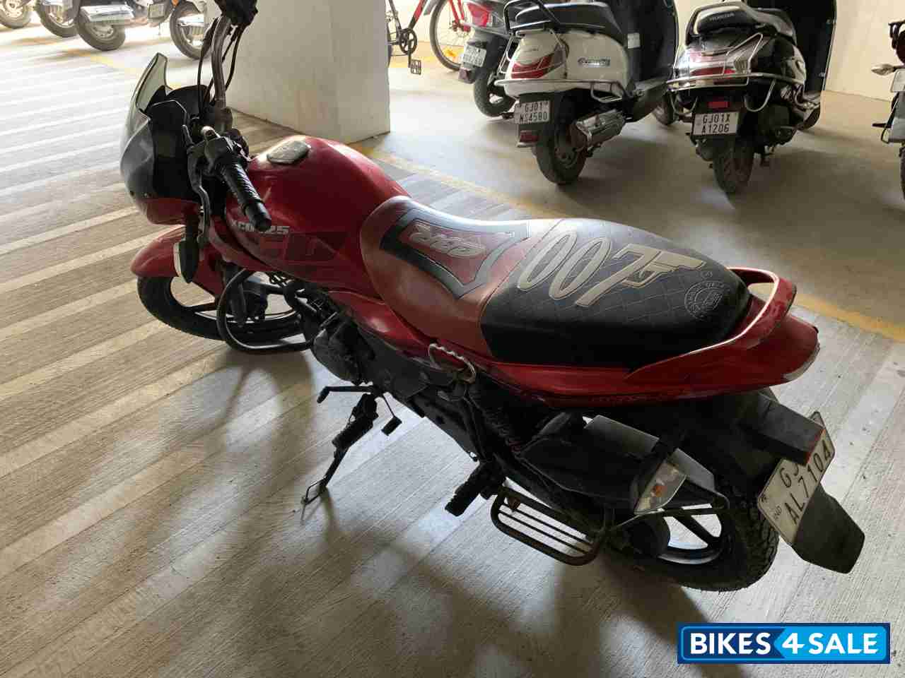 Bajaj XCD 125 DTS-Si