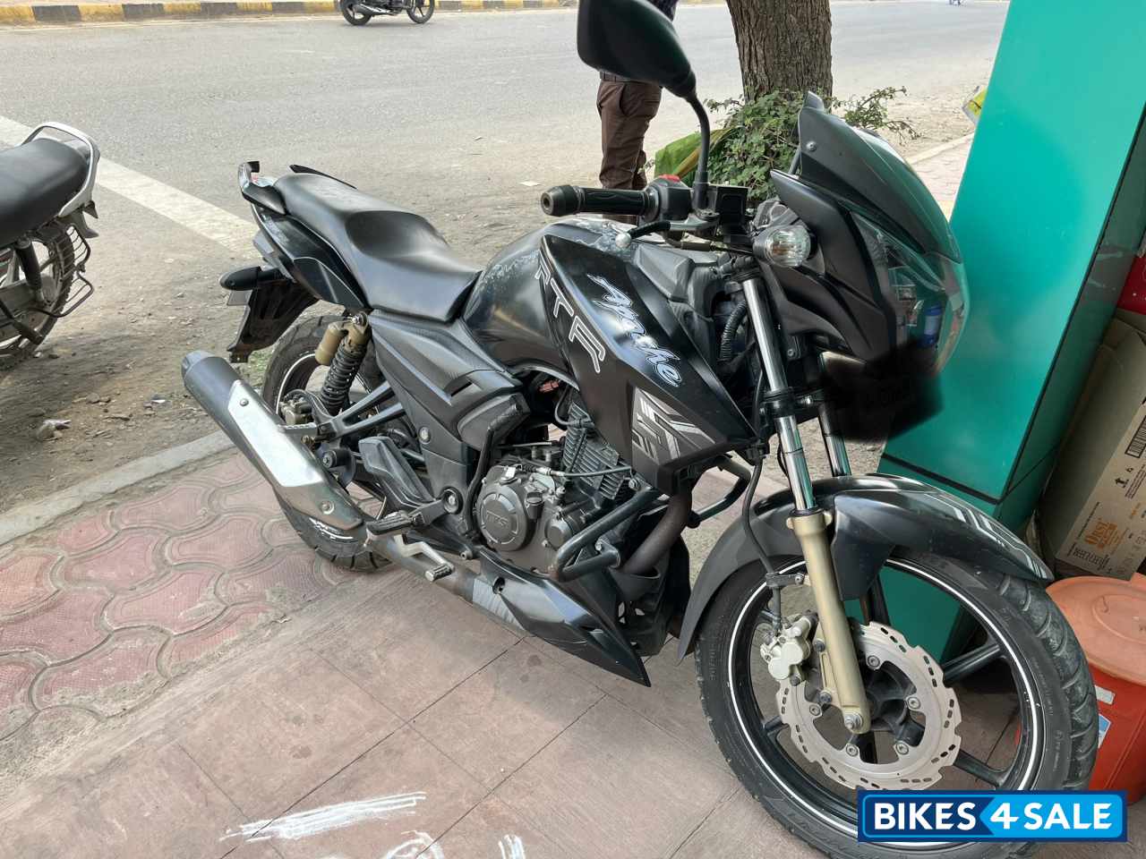 Black TVS Apache RTR 180 ABS