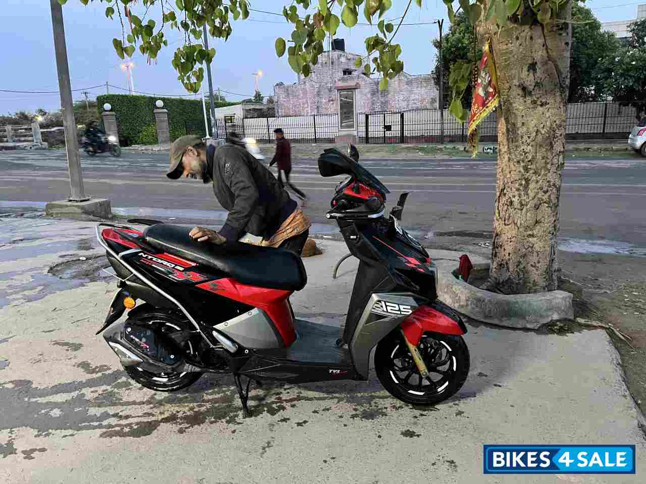 TVS NTORQ 125 Race Edition BS6