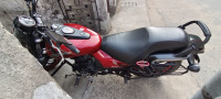 Red Bajaj Avenger Street 160 BS6