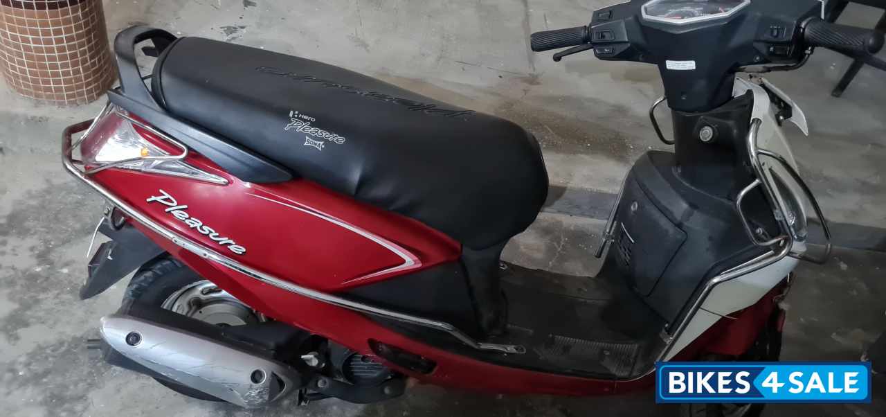 Red And White Hero Pleasure