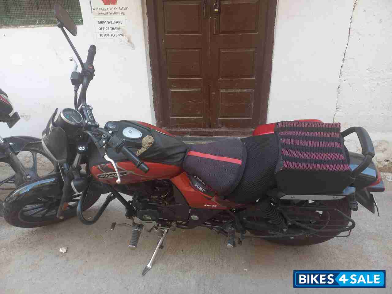 Bajaj Avenger Street 160 BS6