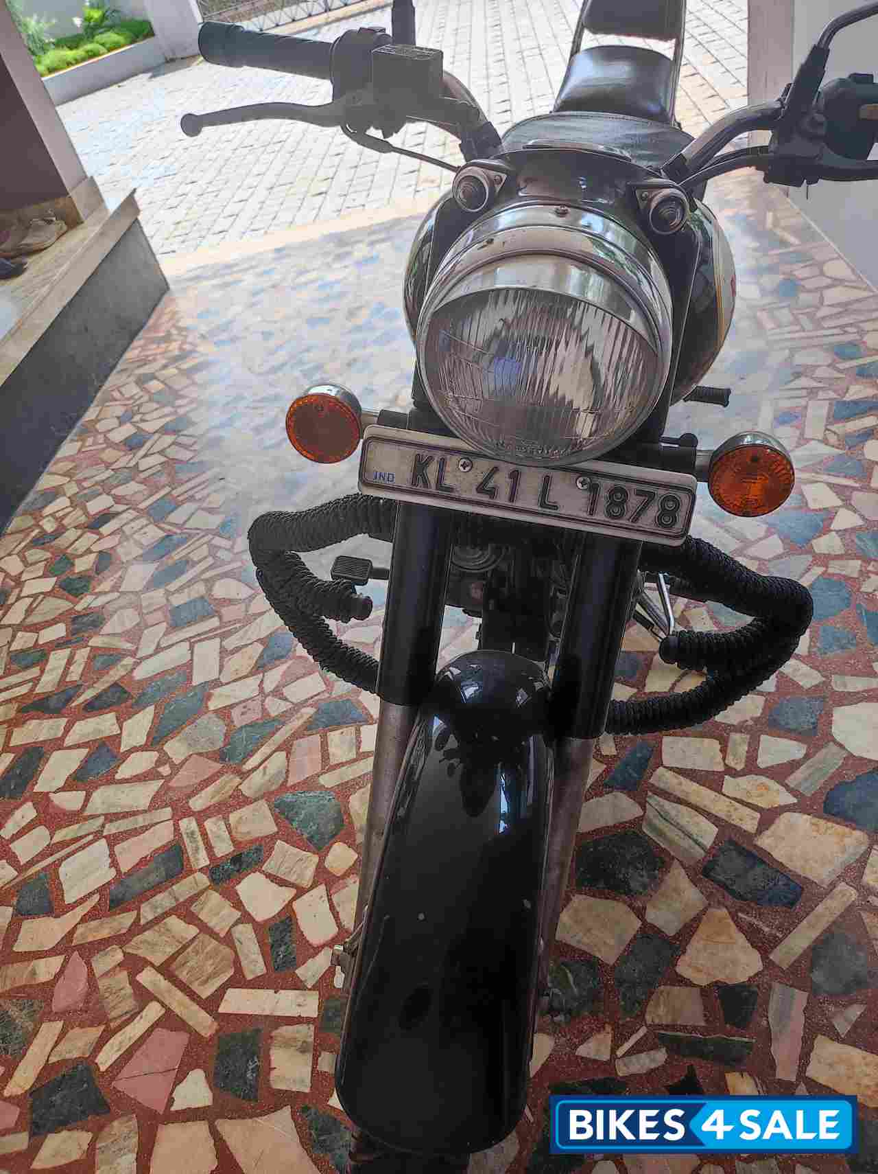 Black Royal Enfield Classic 350