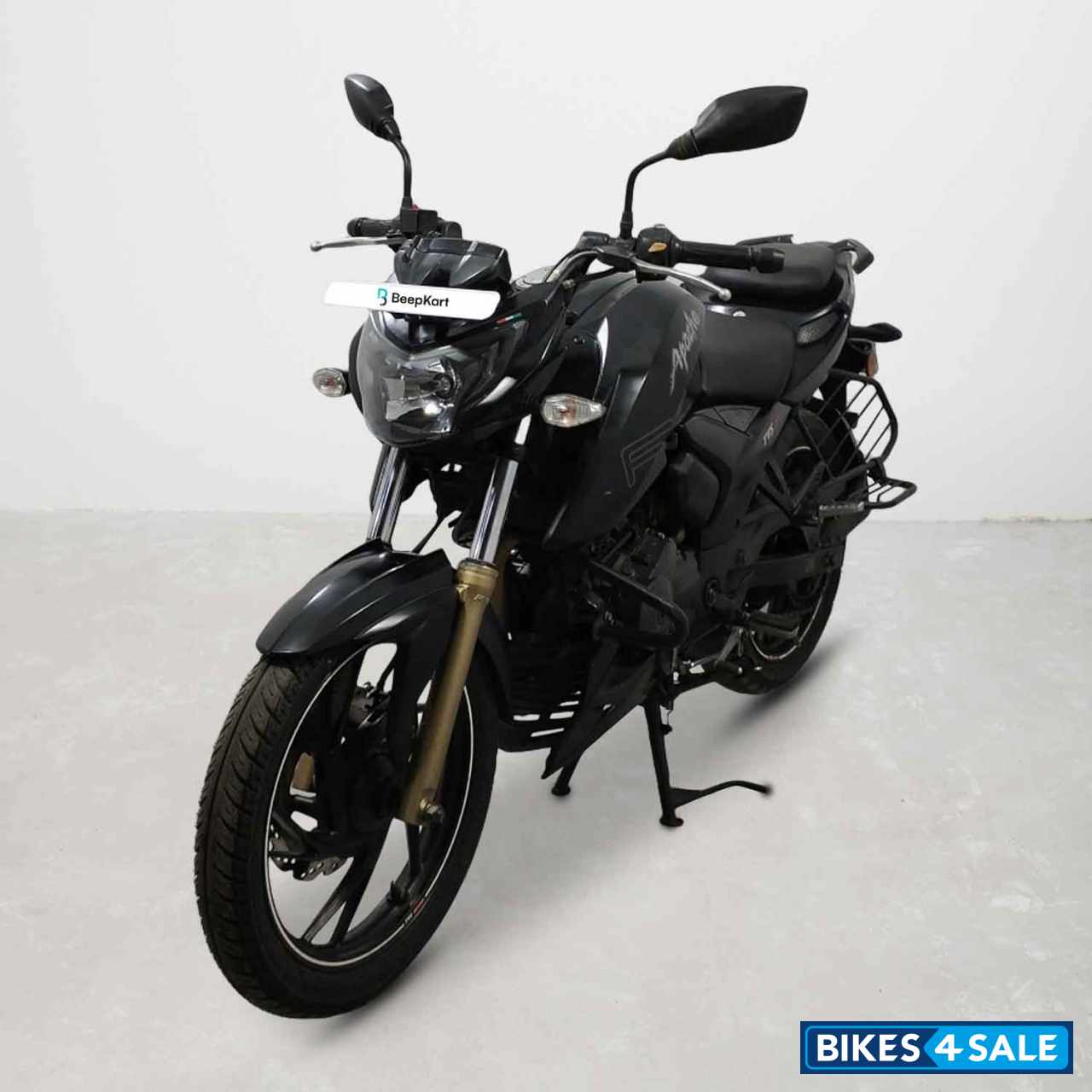 TVS Apache RTR 200 4V