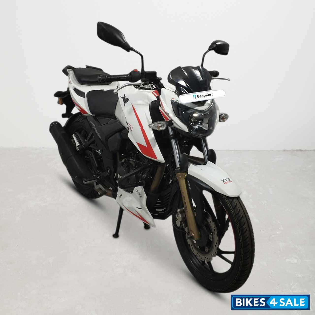 TVS Apache RTR 200 4V
