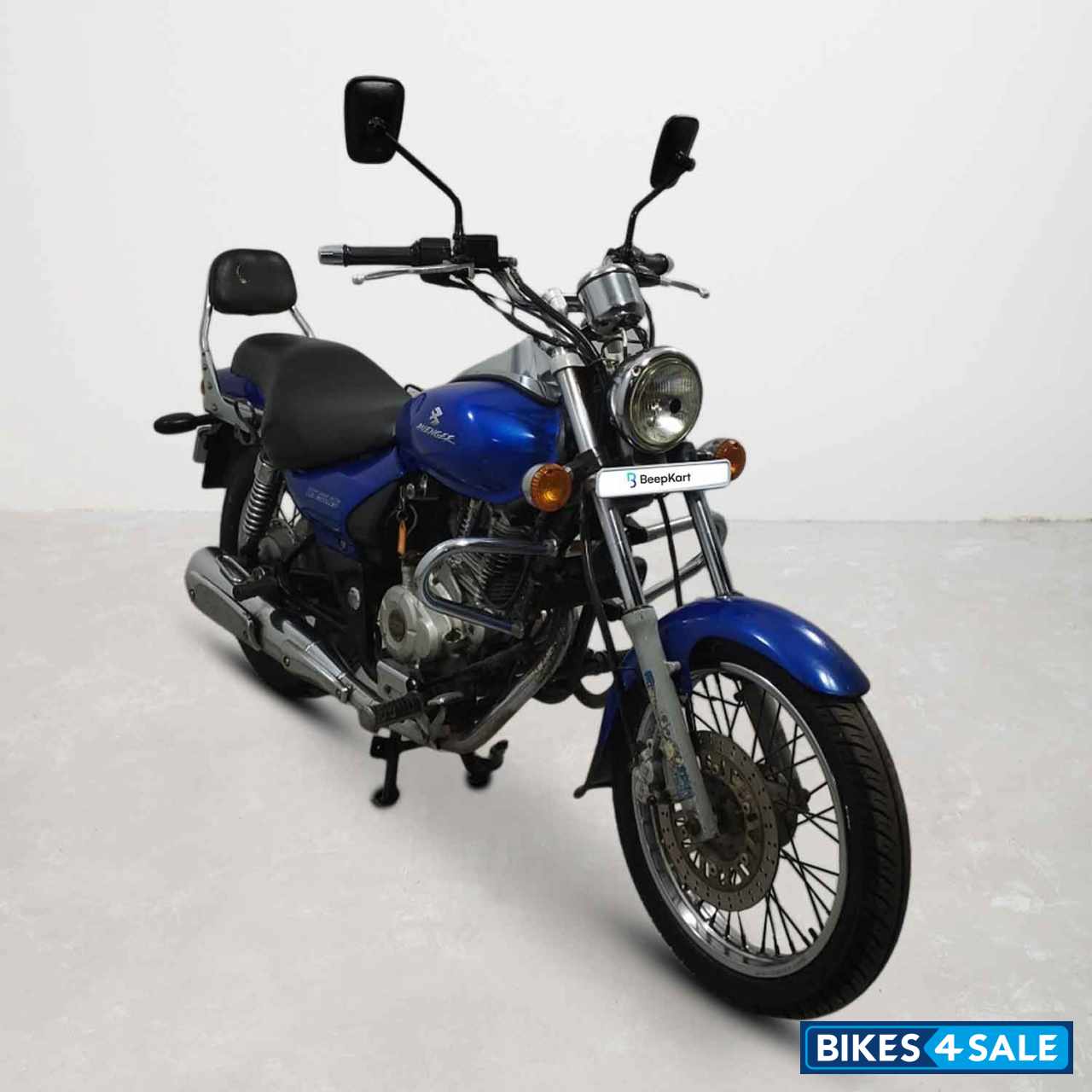 Bajaj Avenger 180 DTS-i