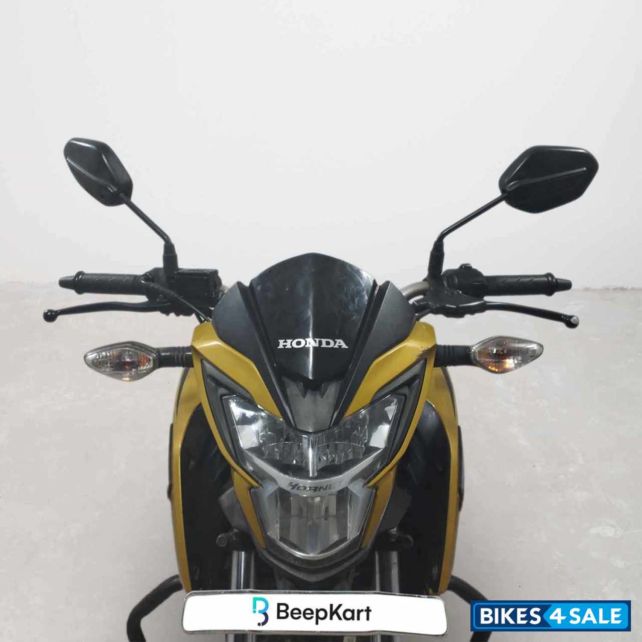 Honda CB Hornet 160R