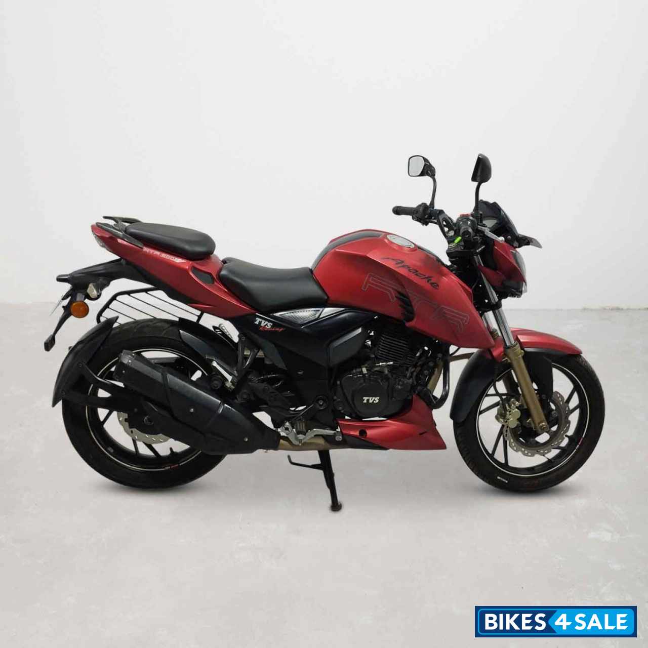 TVS Apache RTR 200 4V
