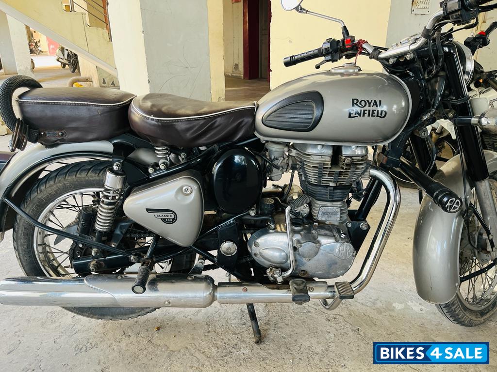 Gun Metal Grey Royal Enfield Classic 350
