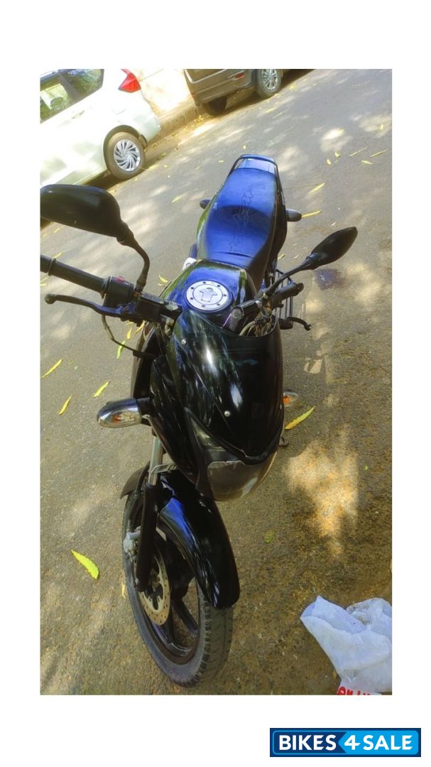 Black Bajaj Pulsar 150