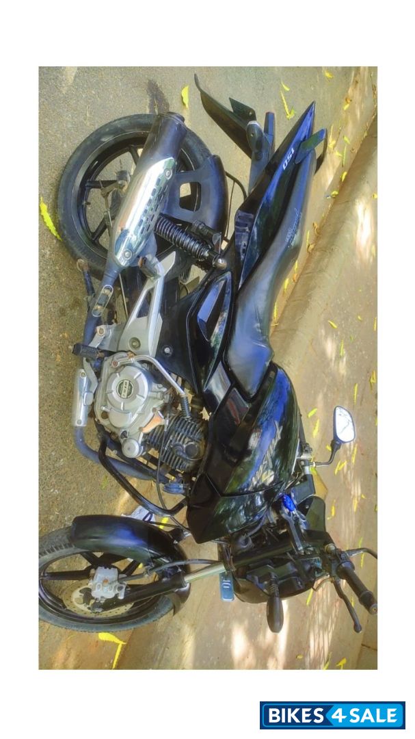 Black Bajaj Pulsar 150