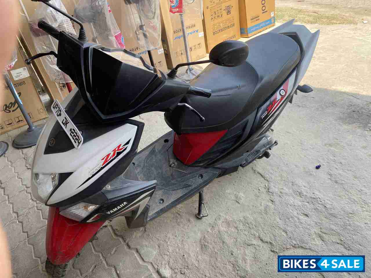 Yamaha Cygnus Ray ZR