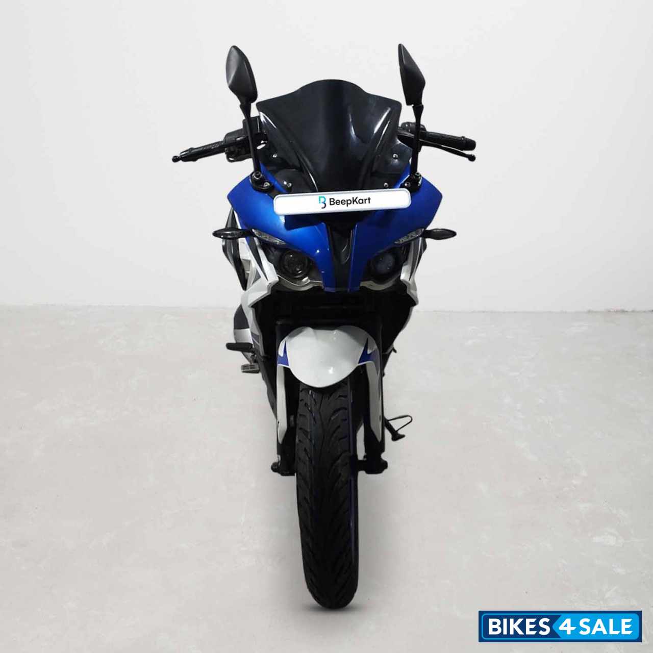 Bajaj Pulsar RS 200