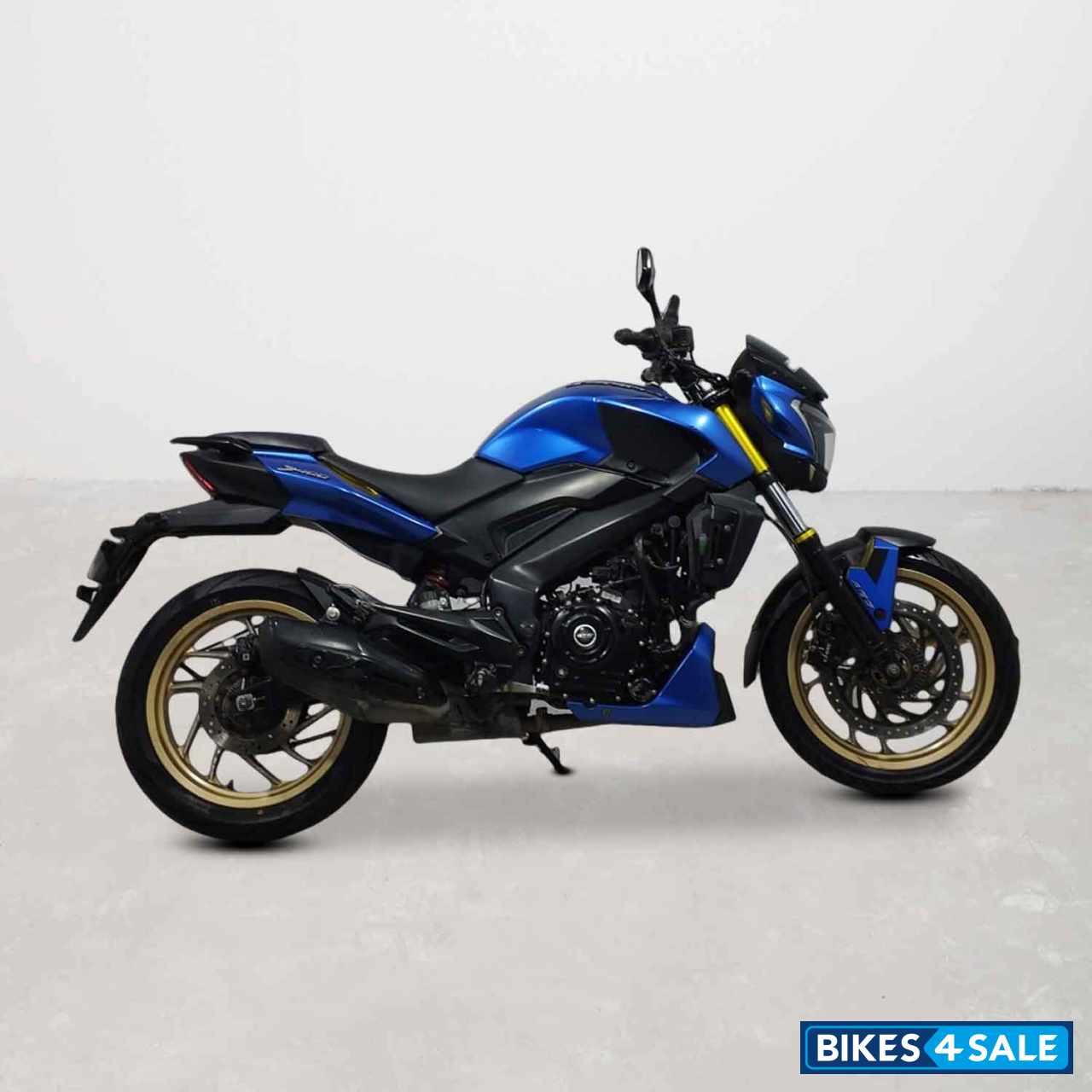 Bajaj Dominar 400