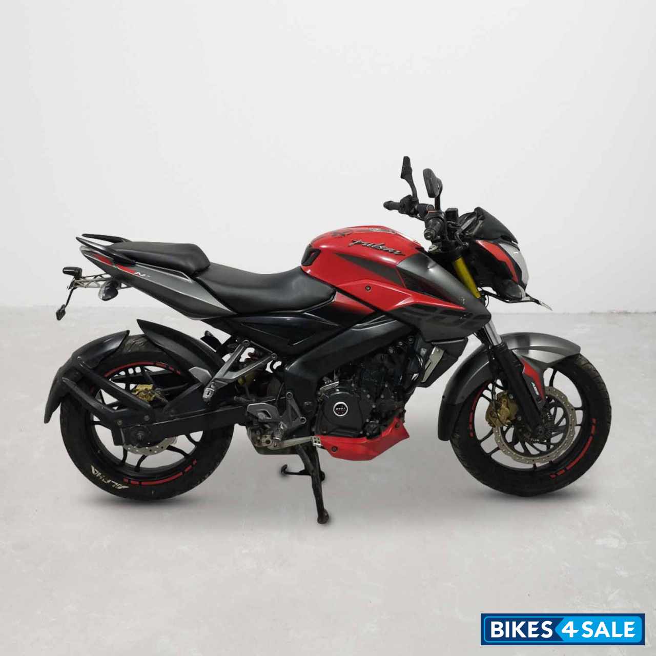 Bajaj Pulsar NS200