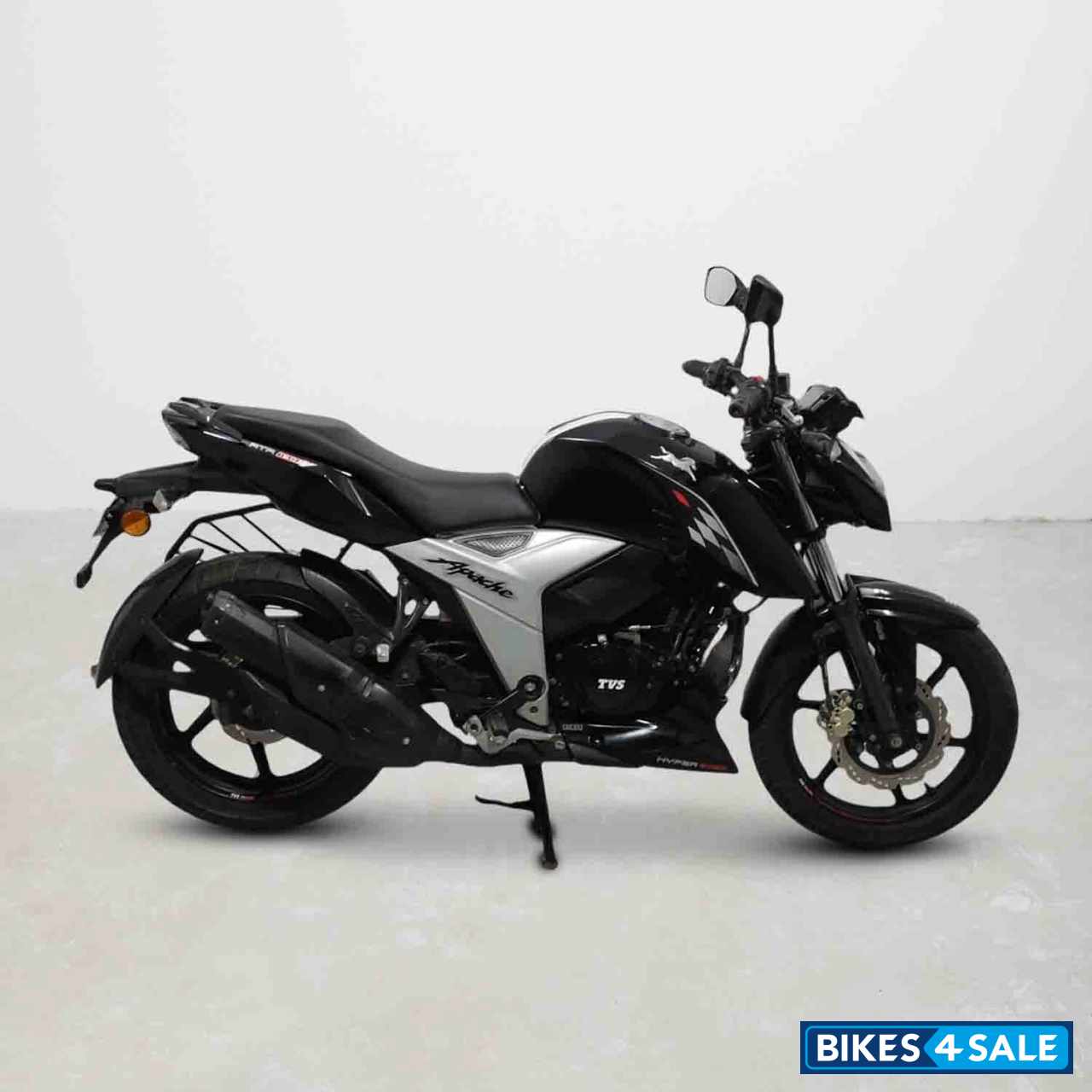TVS Apache RTR 160 4V
