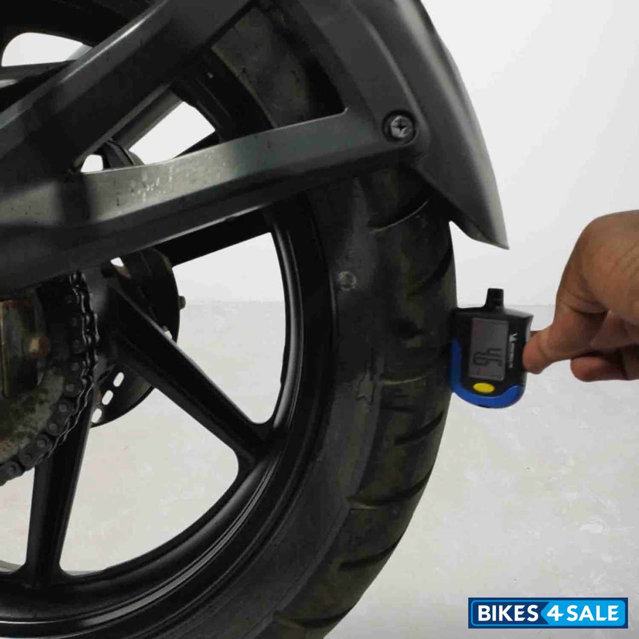 TVS Apache RTR 160 4V