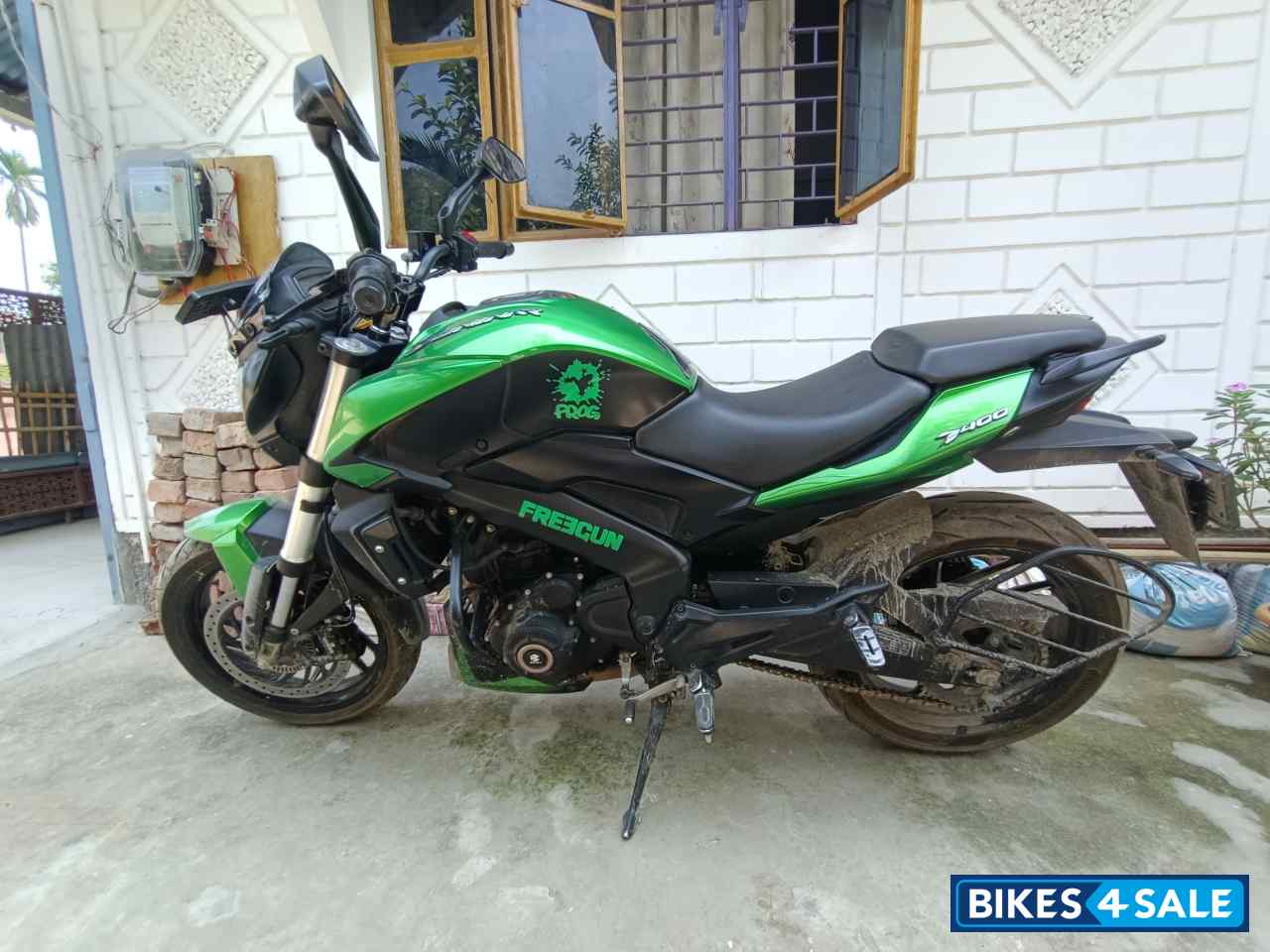 Bajaj Dominar 400