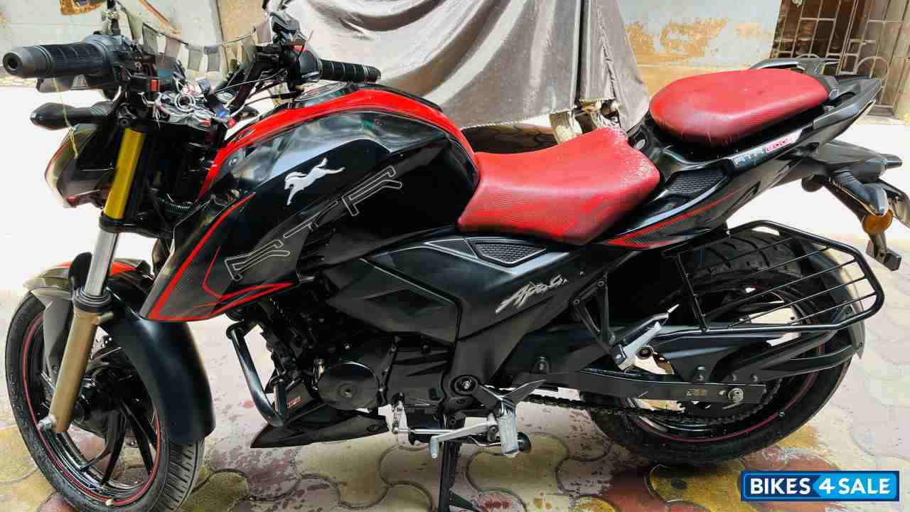 TVS Apache RTR 200 4V 2020