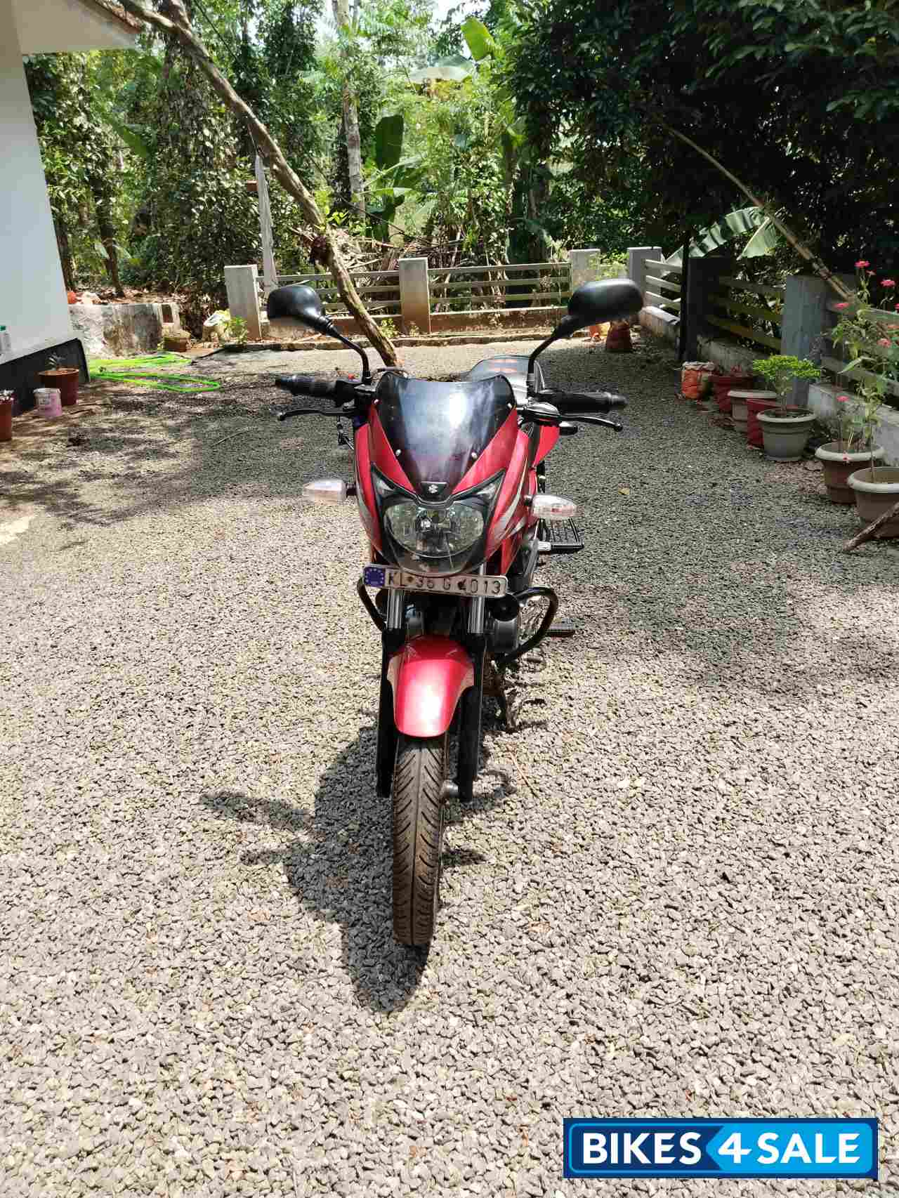 Red Bajaj Pulsar 150 DTSi