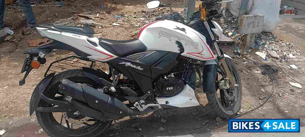 TVS Apache RTR 200 4V ABS
