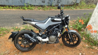 Husqvarna Svartpilen 250