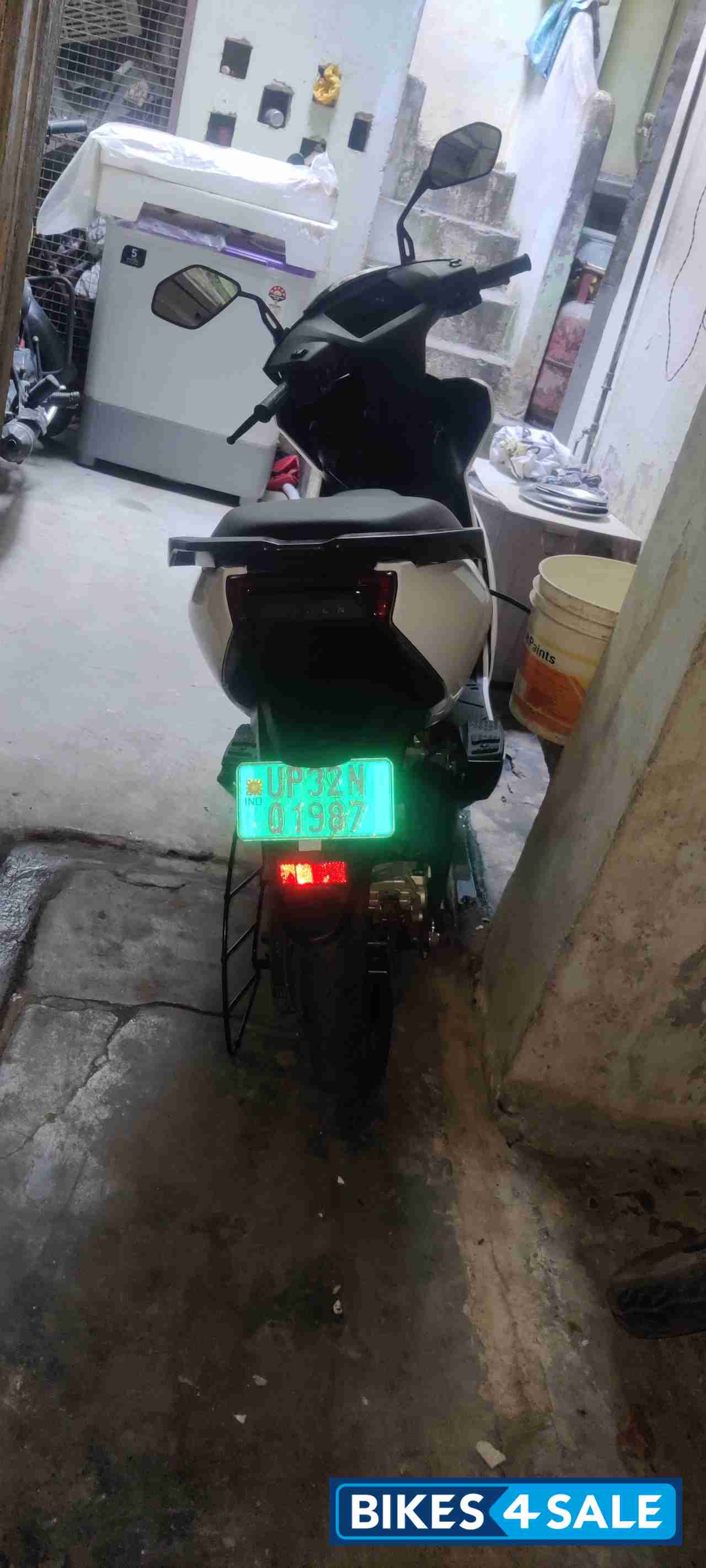 White Ather 450 Plus Gen 3